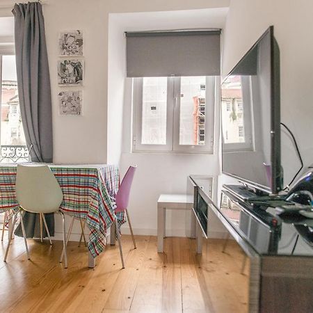 Apartamento Martires Da Patria Lisbon Exterior photo